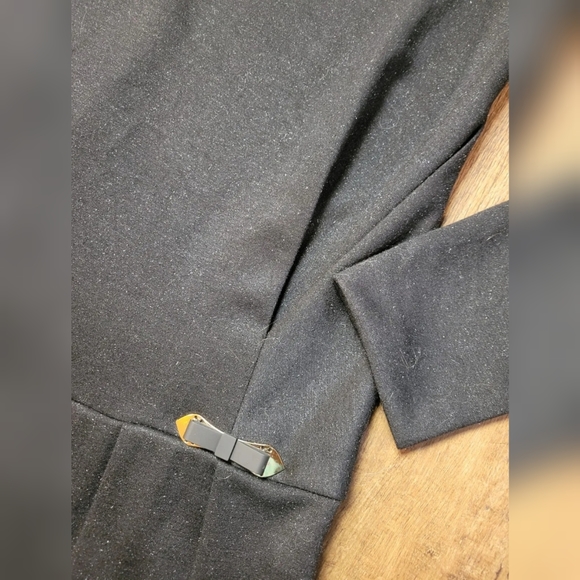 Vipart drop waist pleated high neck dress - Picture 3 of 14